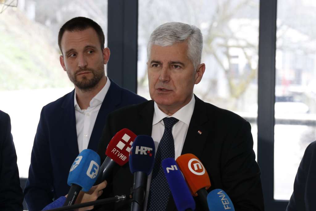 Dragan Čović najavio za iduću sedmicu zajednički sastanak onih koji će činiti Vladu FBiH te potpisivanje dokumenta oko raspodjele resora