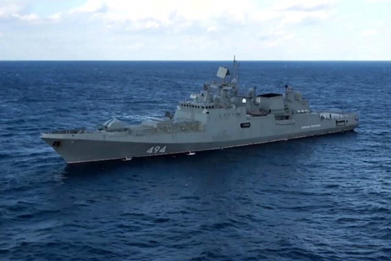 Rusi špijuniraju brod plovi