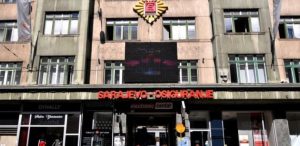 Na Slobodnom tržištu - ST2 ostvaren je promet dionicama emitenta Sarajevo Osiguranja DD Sarajevo (simbol SOSOR ) u iznosu 127.598,62 KM