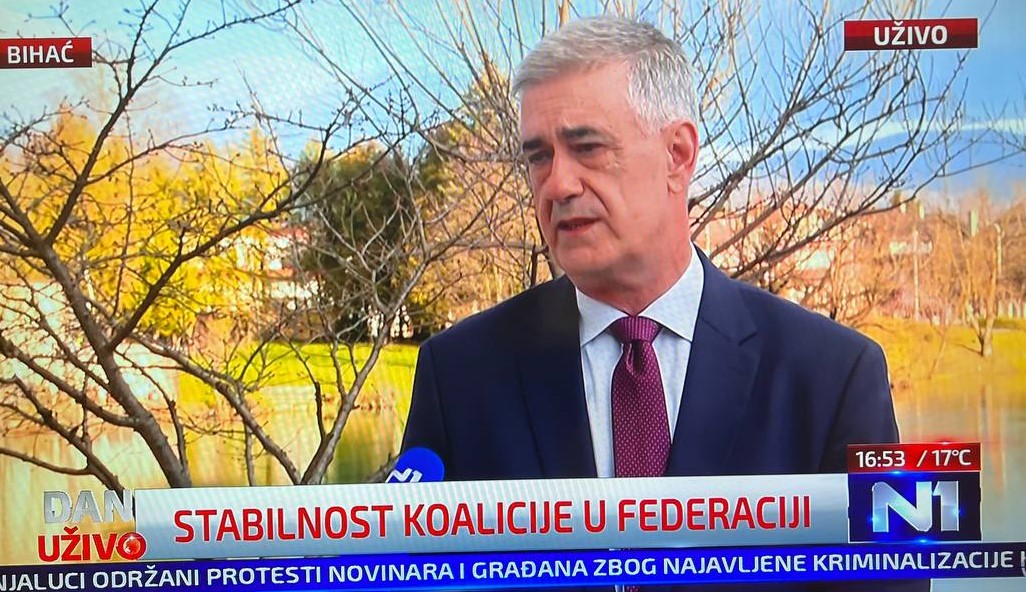 Šuhret Fazlić, predsjednik POMAK-a, kazao je za N1 da je kao sretan da će napokon nakon pet mjeseci od izbora biti formirana Vlada USK.