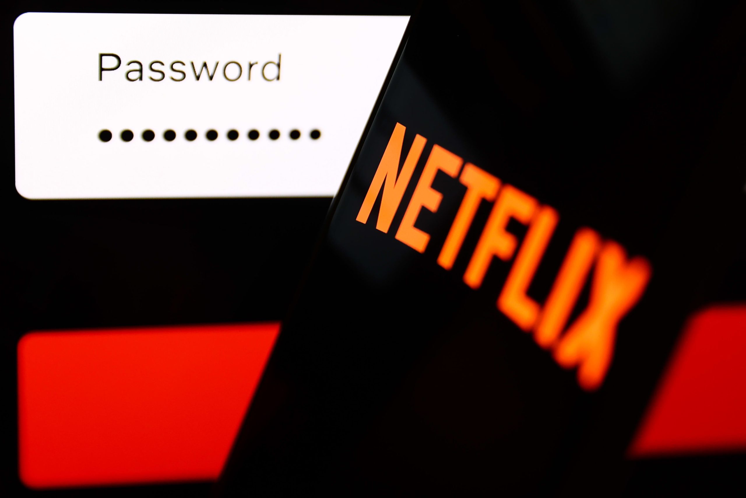 U Ujedinjenom Kraljevstvu i SAD-u u četvrtak je stupilo na snagu novo Netflixovo pravilo o zabrani dijeljenja lozinki među korisnicima