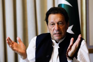 Bivši pakistanski premijer Imran Khan uhapšen je tokom pojavljivanja pred sudom u glavnom gradu Islamabadu.