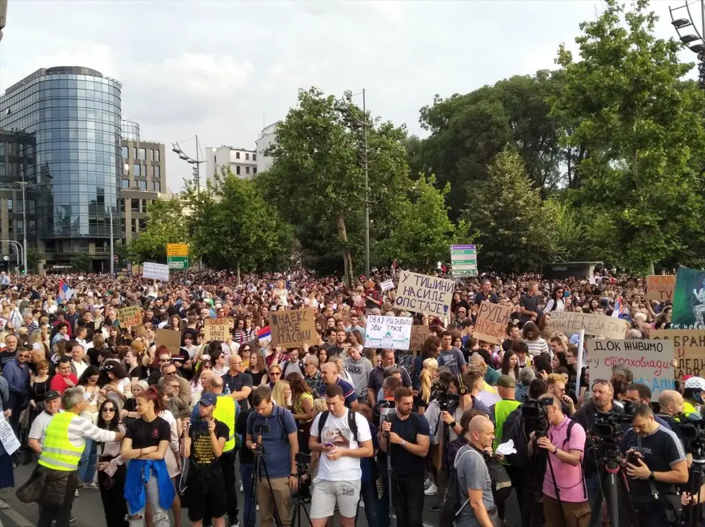 Zavr En Sedmi Protest Srbija Protiv Nasilja U Beogradu Najavljen Novi Oblik Protesta