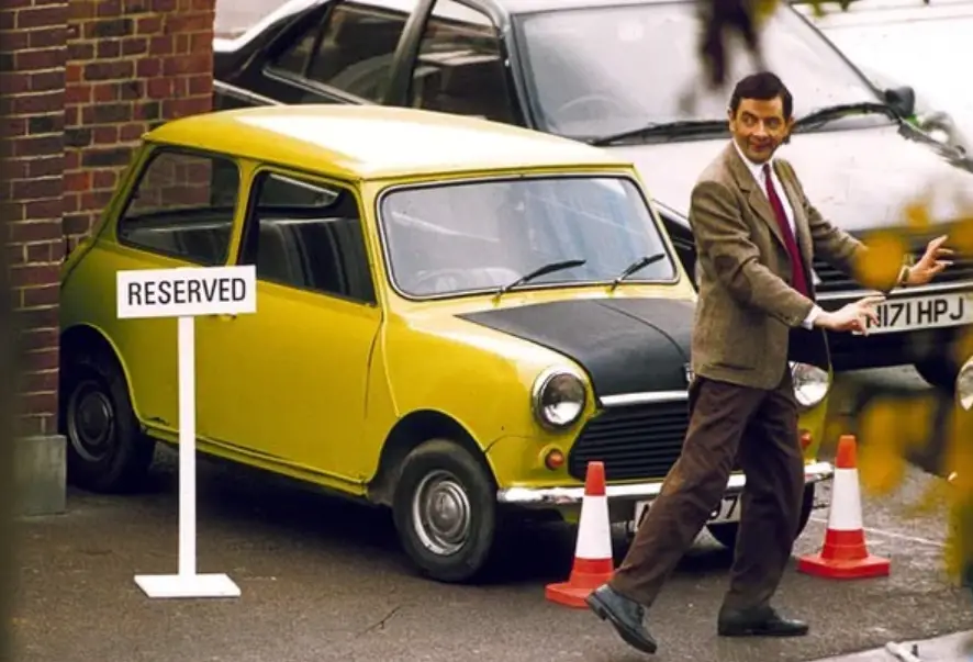 Glumac Rowan Atkinson najpoznatiji kao Mr. Bean u seriji komičnih skečeva i filmova, veliki je ljubitelj automobila