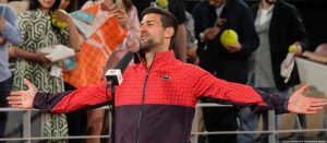 Na konferenciji za novinare u Parizu, kasno u srijedu navečer, teniser Novak Đoković je blistao kao da se ništa nije dogodilo
