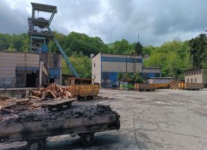 Radnički neposluh rudara Rudnika mrkog uglja Zenica bit će prekinut večeras, kada će rudari obnoviti proizvodnju u jamskom pogonu 'Raspotočje