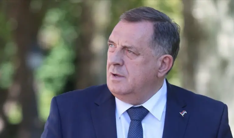 Milorad Dodik Zbog Bolova Hospitalizovan U Beogradu, Morat će Na Operaciju